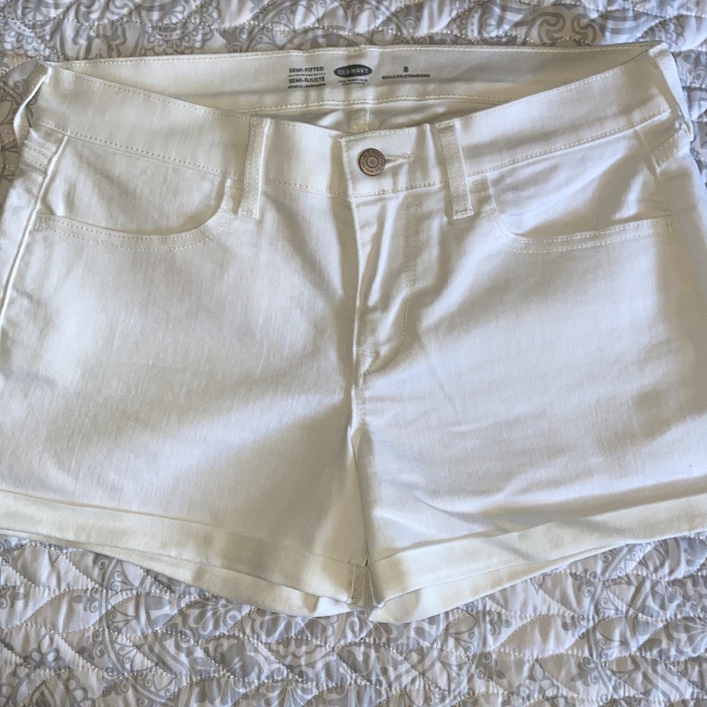Old Navy Size 8 White denim shorts. 3” inseam.